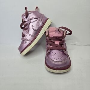 Air Jordan 1 Retro Mid